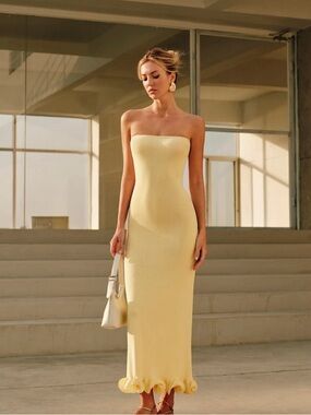 Commense Strapless Pale Yellow Bodycon Maxi Dress with Ruffle Hem